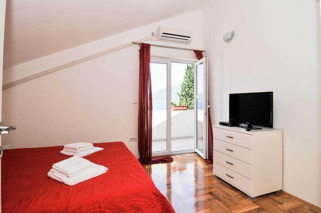 Apartmani P&M Tivat Luaran gambar